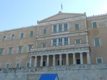 greek-parliament-2830061_960_720